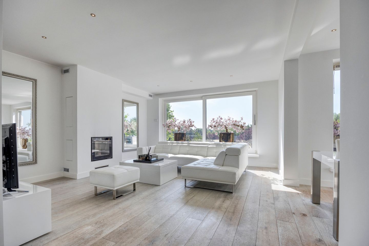 Foto 10 van Mosberg 82