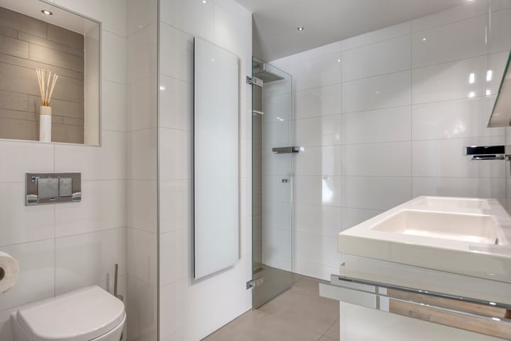 Foto 28 van Mosberg 82