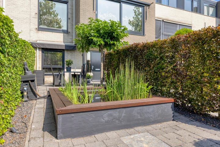 Foto 32 van Mosberg 82