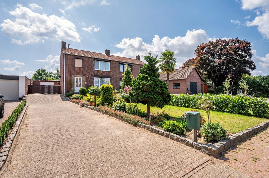 Photo 1 of Hoofdstraat 37