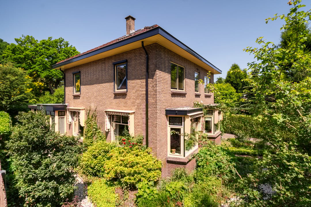 Foto 2 van Azalealaan 9