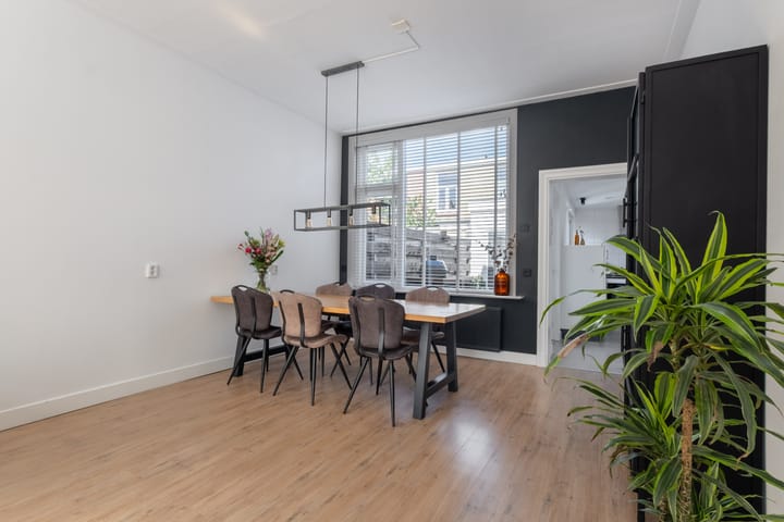 Foto 20 van Leliestraat 5