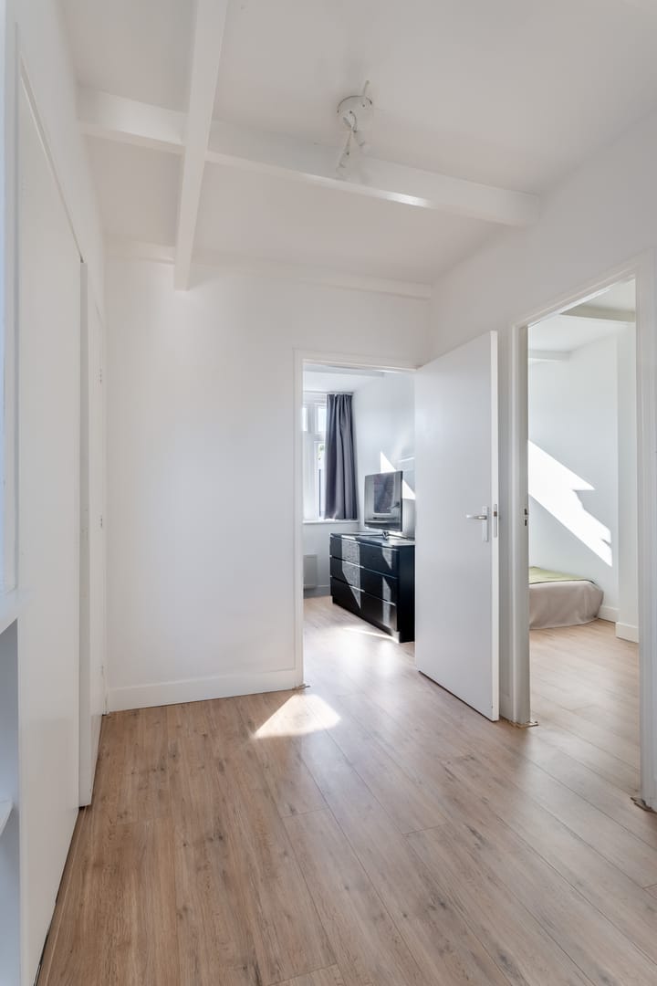 Foto 31 van Leliestraat 5