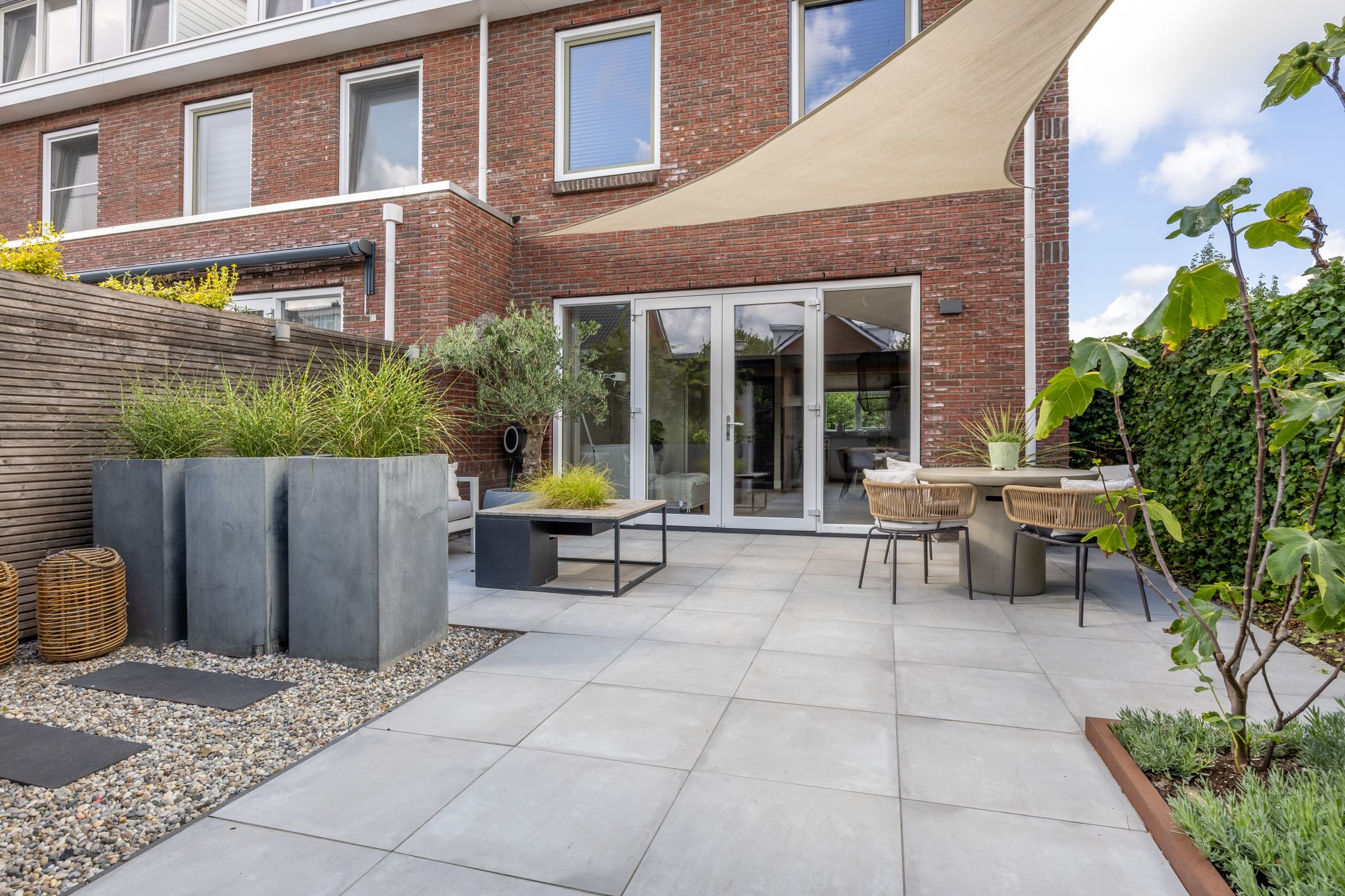 Photo 18 of Harpraam 1