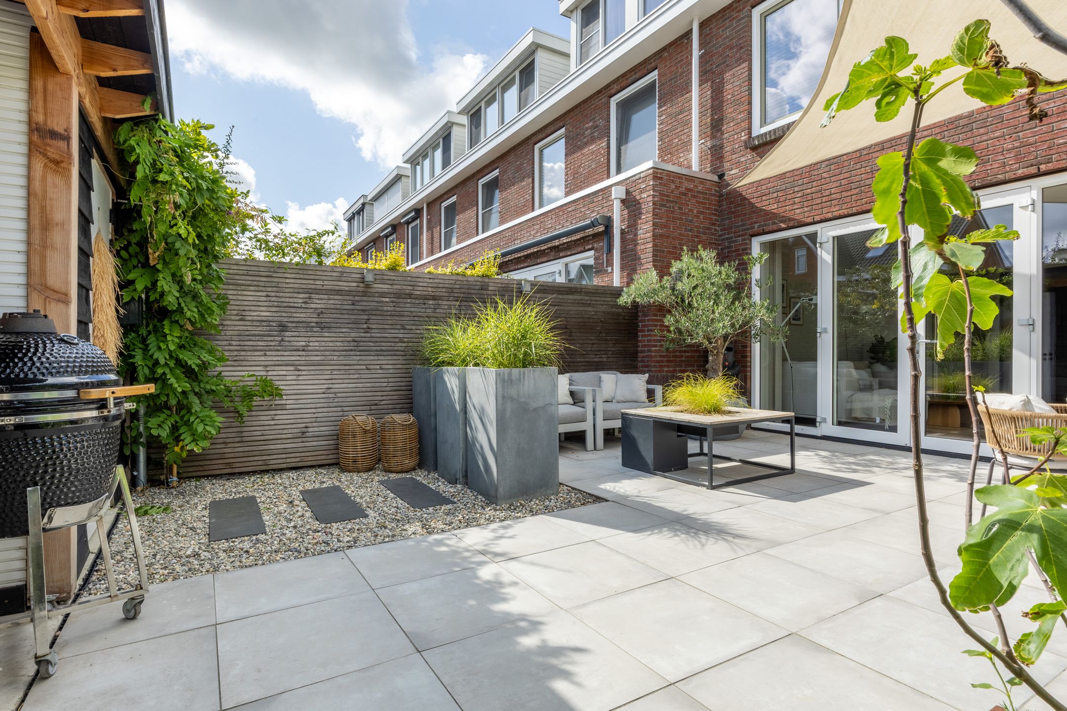 Photo 24 of Harpraam 1