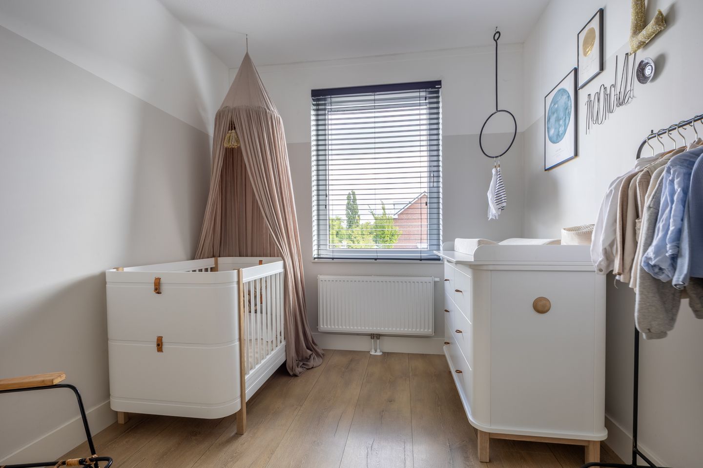 Photo 34 of Harpraam 1