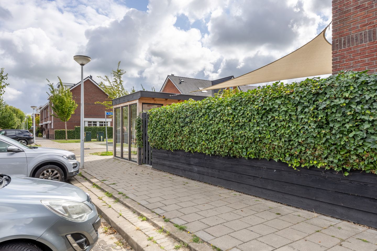 Photo 55 of Harpraam 1