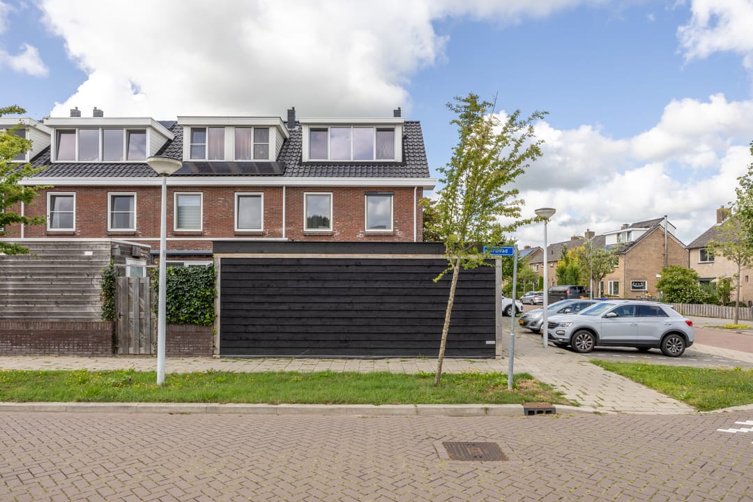 Photo 56 of Harpraam 1