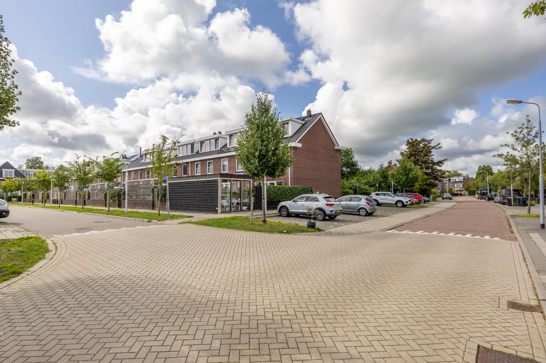 Photo 58 of Harpraam 1