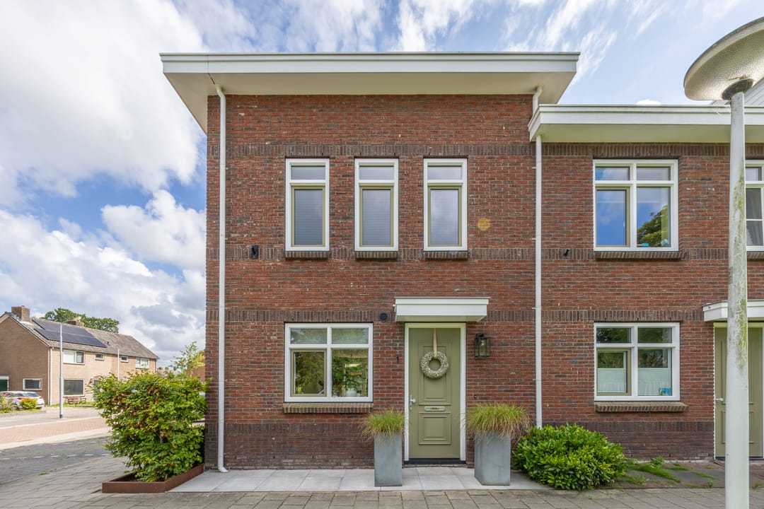 Photo 62 of Harpraam 1