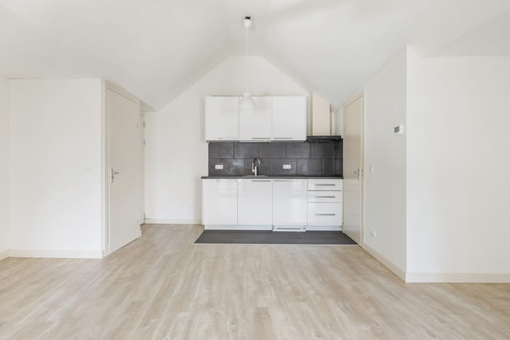 Foto 11 van Willemstraat 49-G