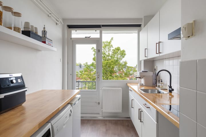 Photo 13 of Lachappellestraat 45-B