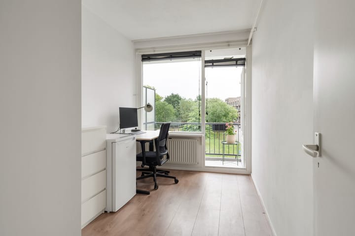 Photo 24 of Lachappellestraat 45-B