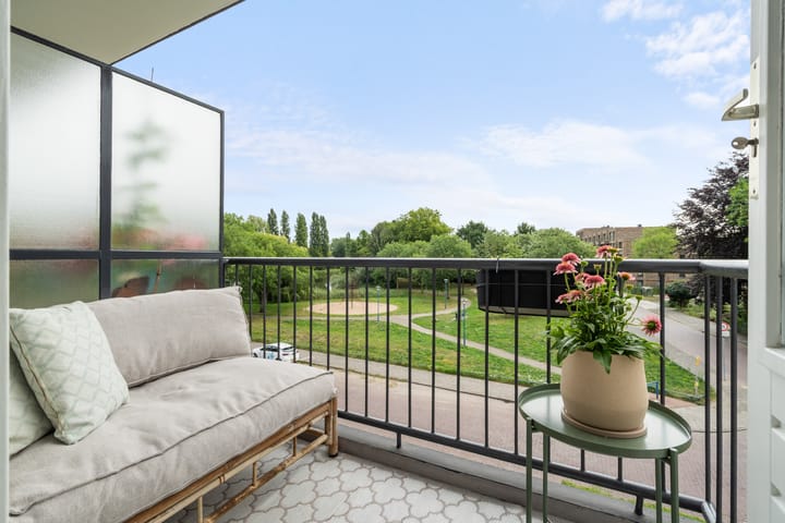 Photo 25 of Lachappellestraat 45-B