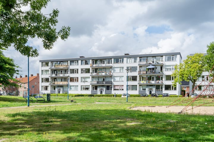 Photo 33 of Lachappellestraat 45-B