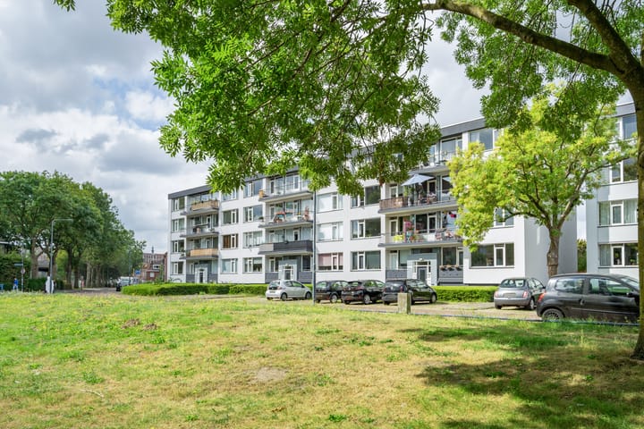 Photo 35 of Lachappellestraat 45-B