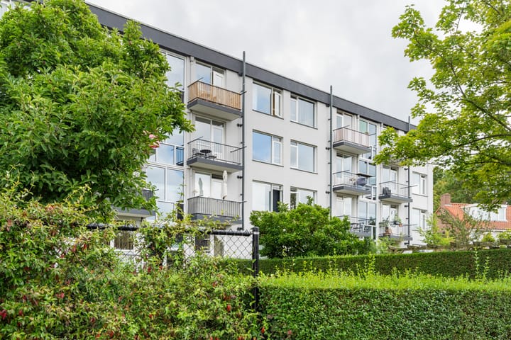 Photo 37 of Lachappellestraat 45-B