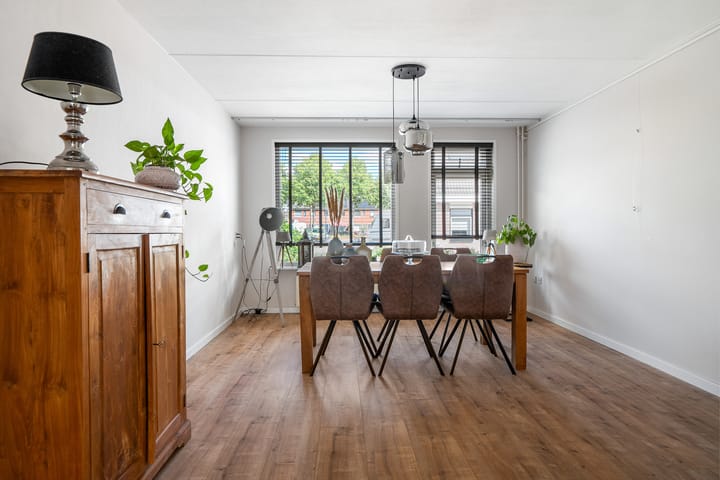 Foto 11 van Stal 211