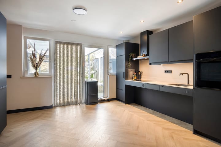 Foto 10 van Hammerstraat 18-A