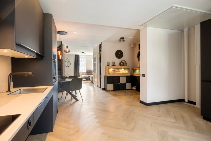 Foto 11 van Hammerstraat 18-A