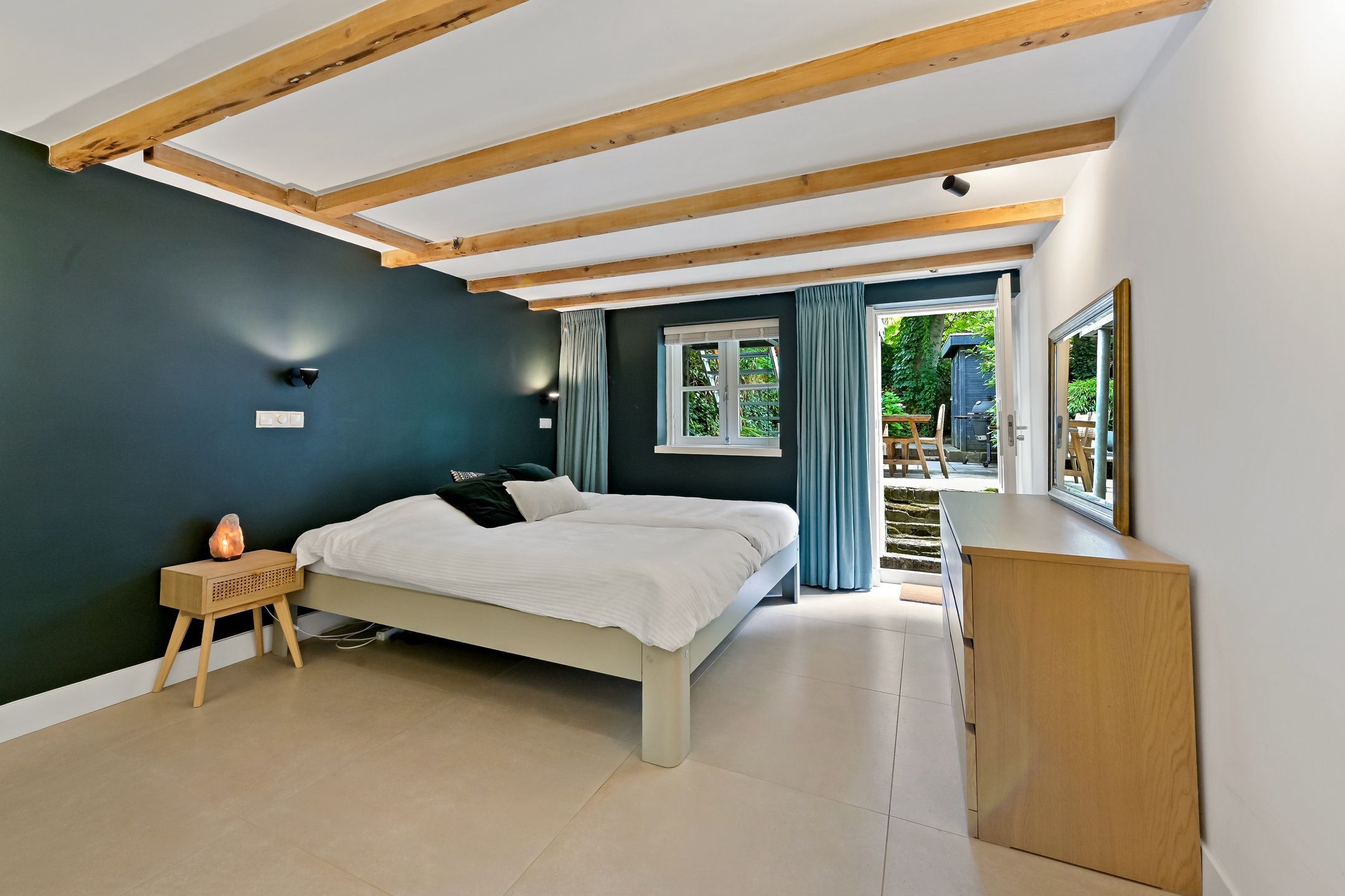 Photo 33 of Jacob van der Doesstraat 27