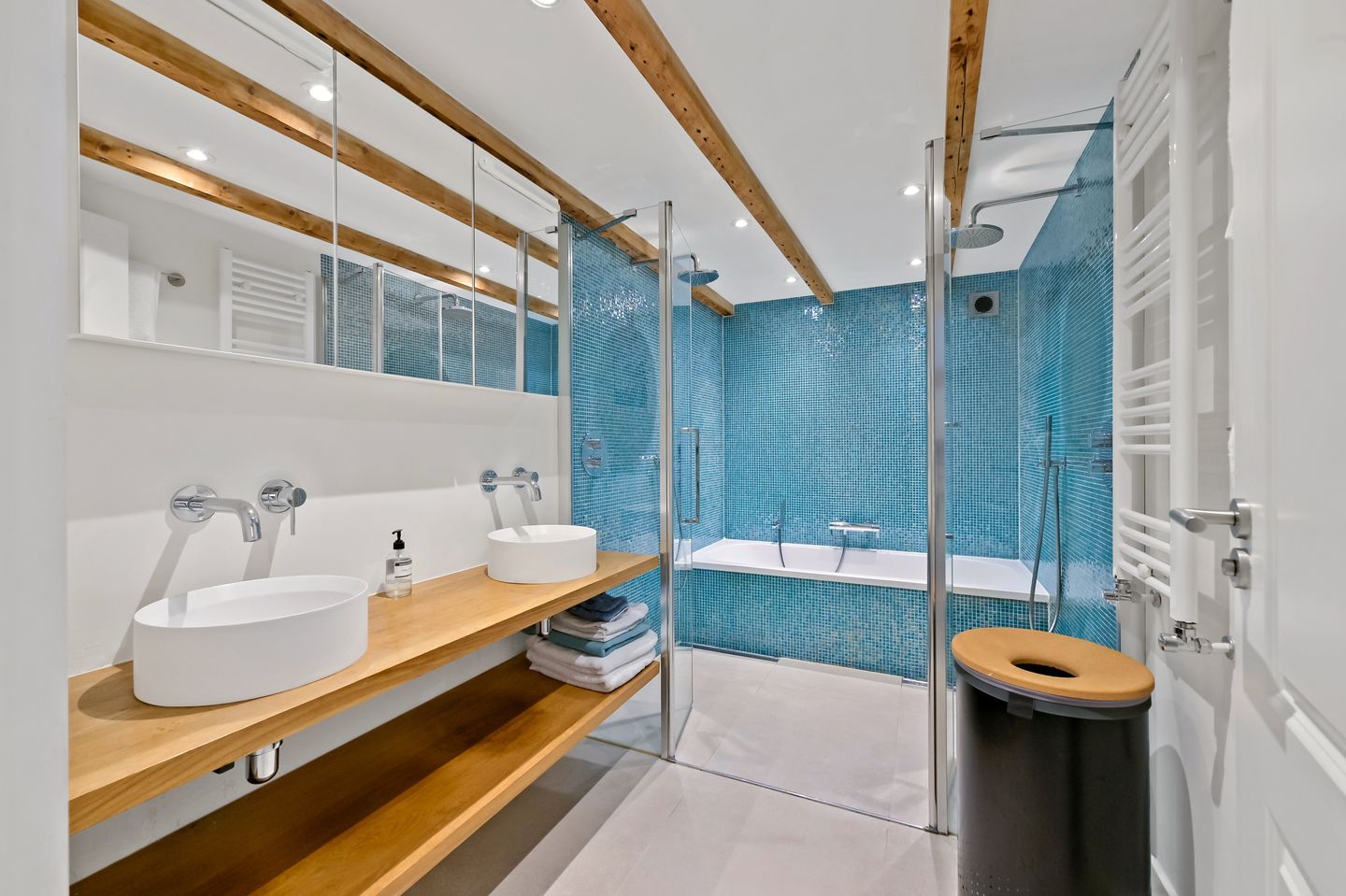 Photo 35 of Jacob van der Doesstraat 27