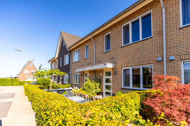 Foto 8 van Bijenkorf 69