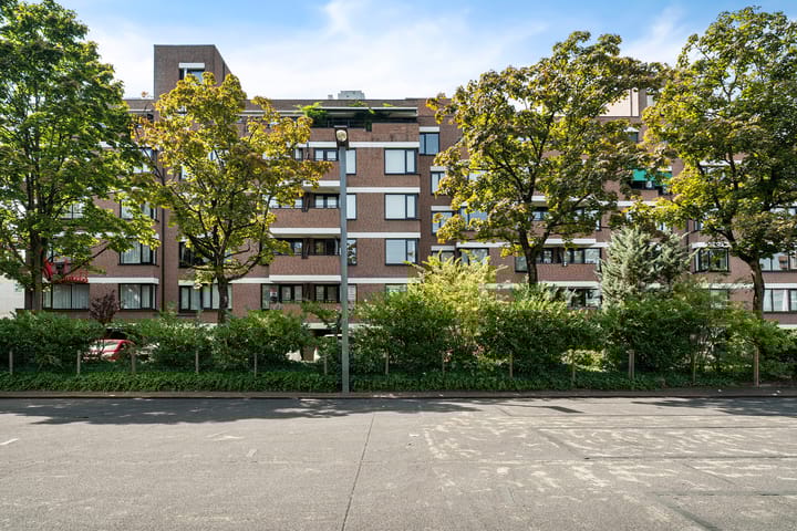 Photo 5 of Stationsplein 21