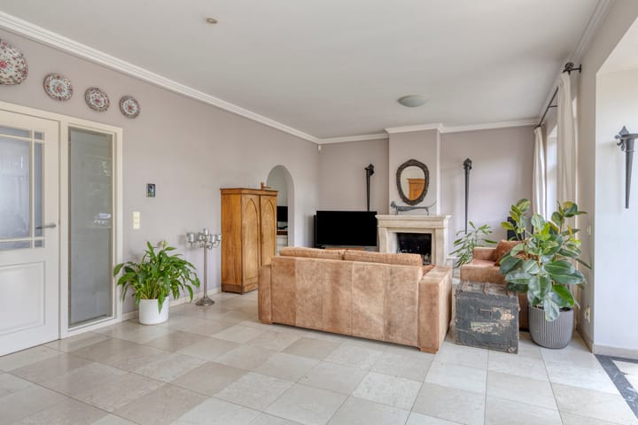 Photo 11 of Count Basiegracht 3