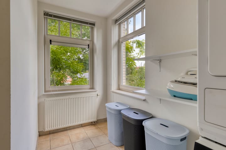 Photo 33 of Count Basiegracht 3