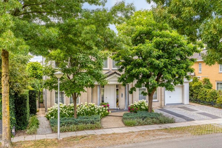 Photo 56 of Count Basiegracht 3