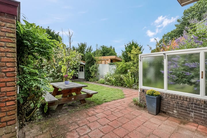 Foto 42 van Robert Kochstraat 1