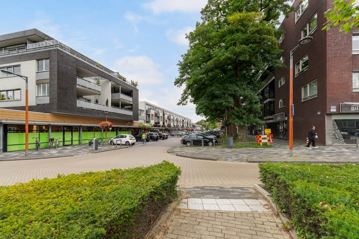 Foto 2 van Banier 37