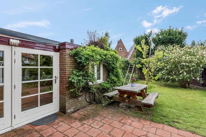 Foto 44 van Robert Kochstraat 1