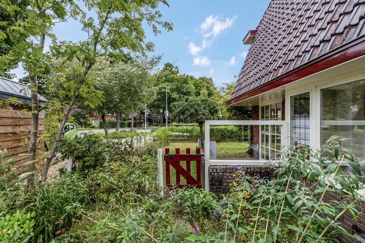 Foto 45 van Robert Kochstraat 1