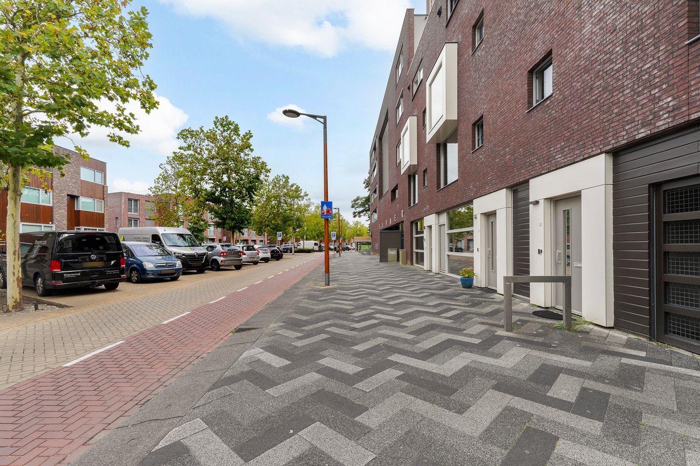 Foto 5 van Banier 37