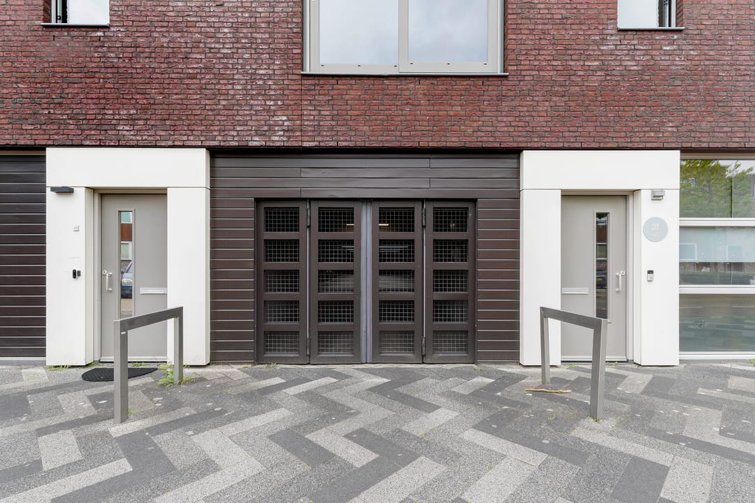 Foto 7 van Banier 37