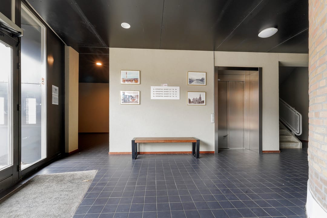 Foto 8 van Banier 37