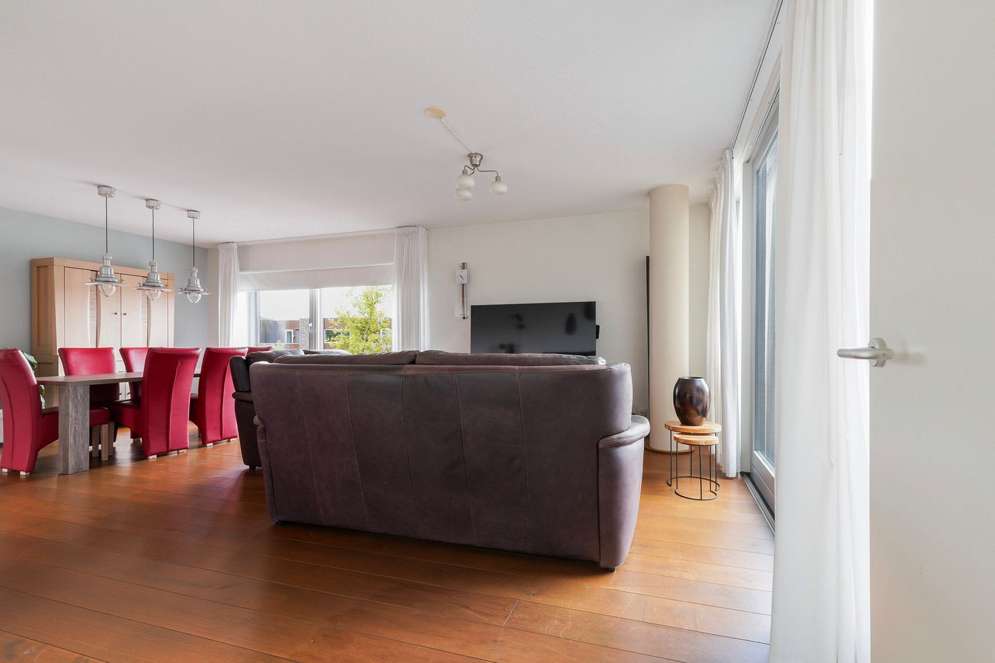 Foto 19 van Banier 37