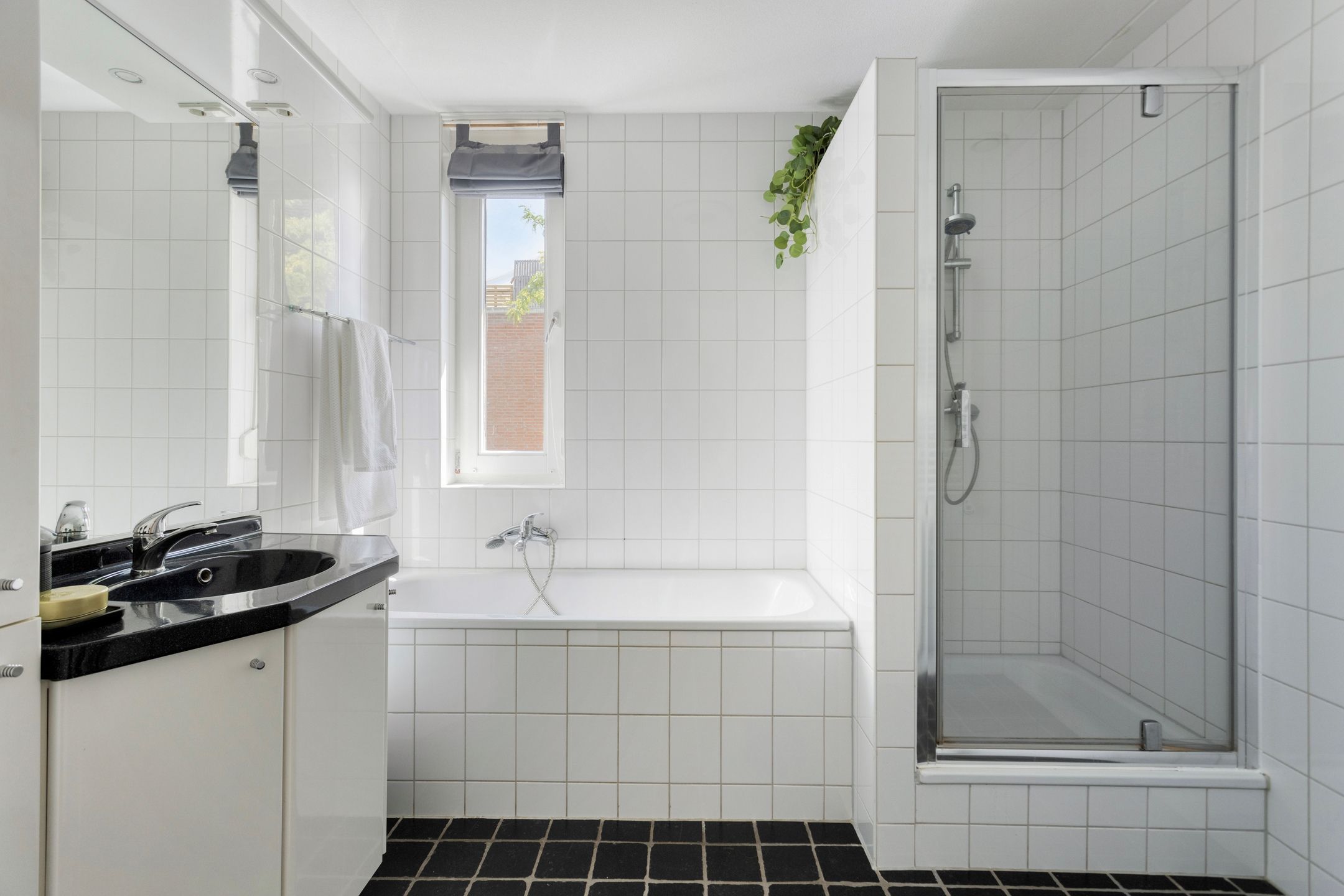 Foto 21 van Maasvelderweg 24