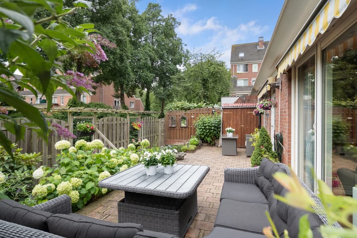 Photo 2 of Waldhoorn 37