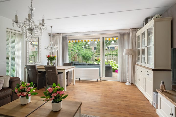 Photo 4 of Waldhoorn 37