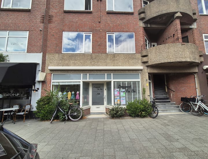 Goudenregenplein 10, Den Haag