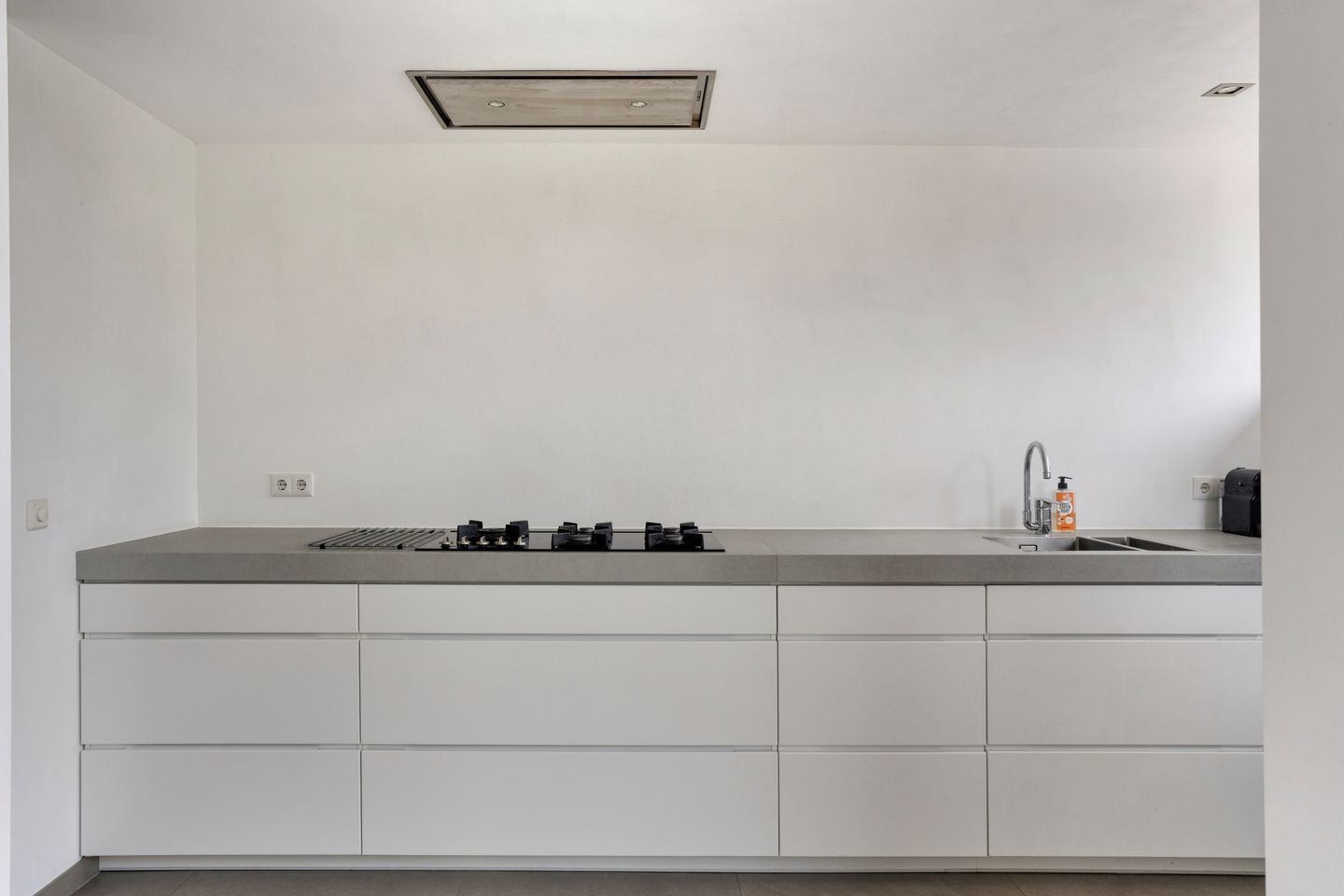 Foto 14 van Louis Loyensstraat 12-A