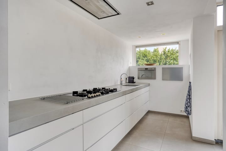 Foto 15 van Louis Loyensstraat 12-A