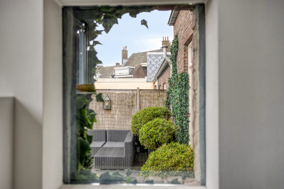 Foto 17 van Louis Loyensstraat 12-A