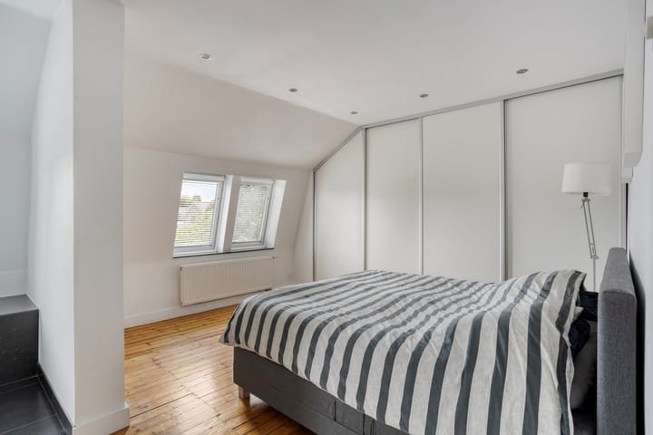 Foto 23 van Louis Loyensstraat 12-A