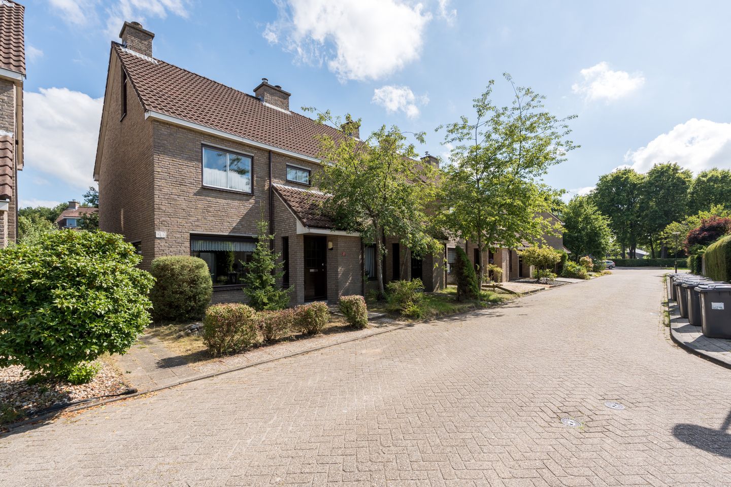 Photo 4 of Voorhuis 27