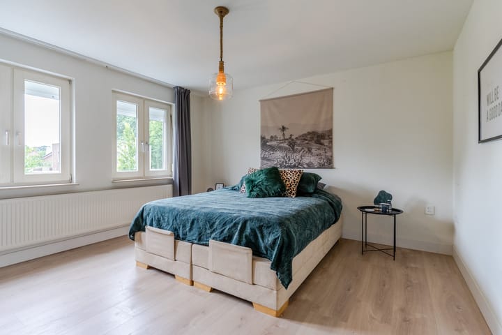 Photo 35 of Mgr Schravenlaan 10