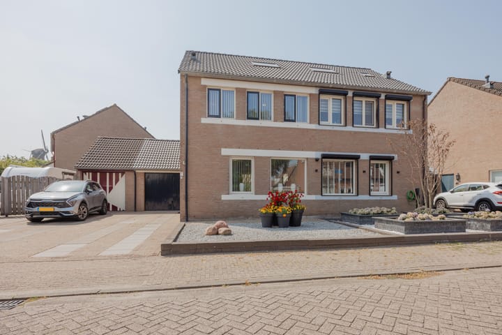 Foto 8 van Spoorwiel 1